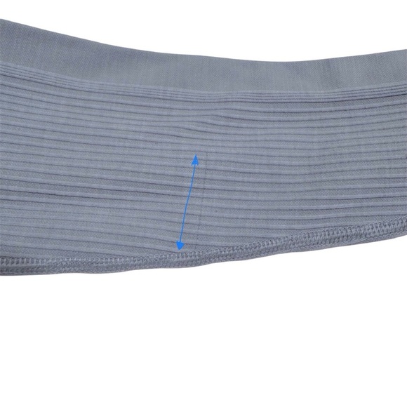 Lululemon Rest Less Pullover Top Size 4 Heathered Silver Long Sleeve AS IS - Picture 6 of 11